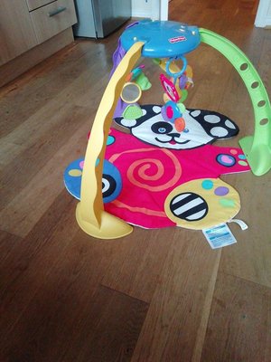 Photo of free Baby floor mobile and mat (Butts hill area BA11)