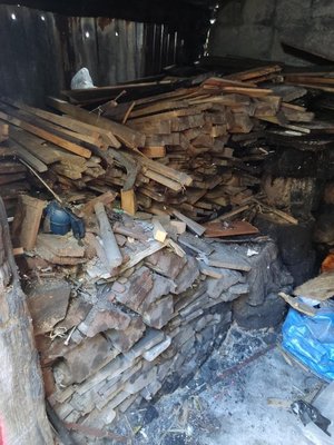 Photo of free Large amount of fire/scrap wood (Bugle PL26)