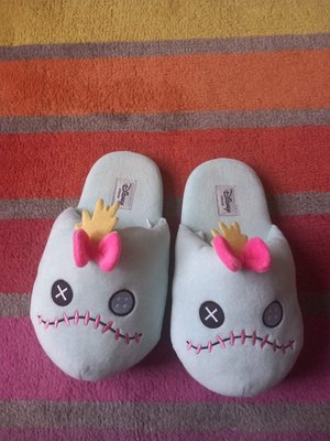Photo of free Size 5/6 slippers worn once (Hove Edge HD6)