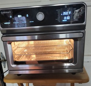 Photo of free OVEN, air-fryer. Cuisinart brand (Great Neck, VB 23454)