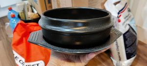 Photo of free Ceramic pot with plastic lid/tray (HA0)