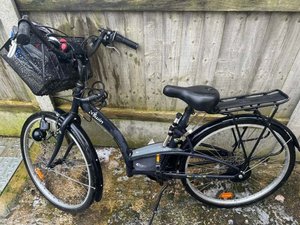 Photo of free BTwin women’s bike (Canvey SS8)