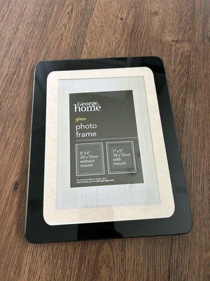 Photo of free Glass photo frame (Rosewell EH24)