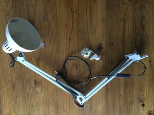 Photo of free Anglepoise type desk lamp (Dulwich Hill)