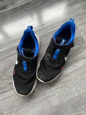 Photo of free Kids trainers size 1 (Eastwood (G43))