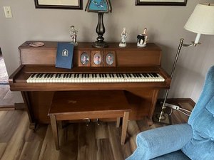 Photo of free Piano (Woodland Knoles Homeowner Ass.)