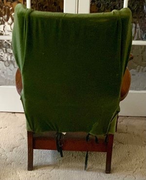 Photo of free Armchair for restoration (GU52)
