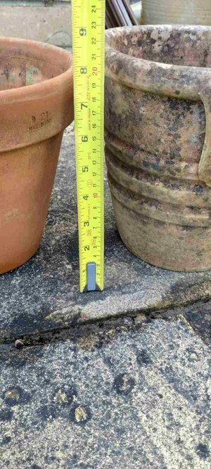 Photo of free Small Terracotta Pots (Berrow TA8)