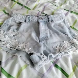 Photo of free ladies pr pale denim lace shorts (Marton Bank FY3)