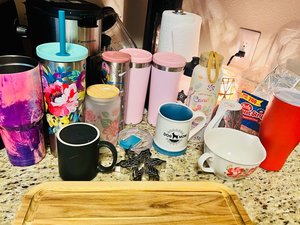 Photo of free Cups & Random kitchen stuff (Boulder Ridge Apartments)