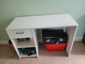 Photo of free Small desk (Wallington PO16)