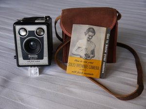 Photo of free Two vintage Kodak 'Brownie' cameras (Shirley B90)