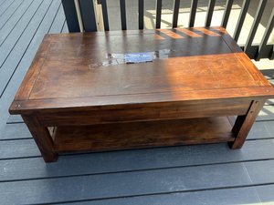 Photo of free Coffee table (North Boulder)