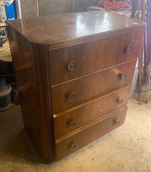 Photo of free Old chest of drawers (HX2)