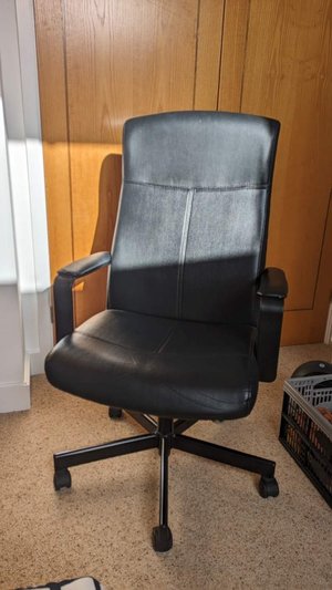 Photo of free Desk chair (Tewkesbury GL20)