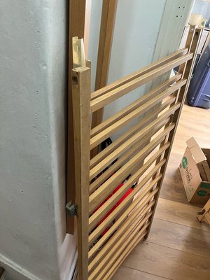 Photo of free cot (SW20)
