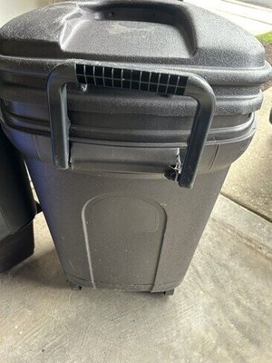 Photo of free Wheeled Large Trash Can w/Lid (20874) #photos