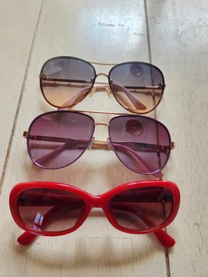 Photo of free Womens sunglasses (Allen Park)