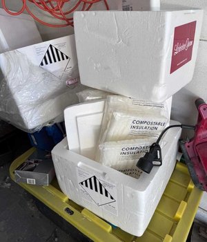 Photo of free Styrofoam boxes (Des Moines, west side)