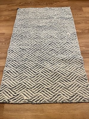 Photo of free White & Gray Rug 35" x 60" (west of Watertown Square)