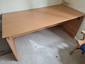 Photo of free Desk 165cm x 80cm (Ashtead)