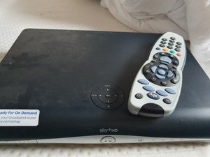 Photo of free sky plus box and remote (AB32)