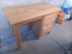 Photo of free Wooden desk and drawers (Linlithgow)