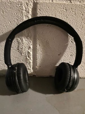 Photo of free Bluetooth Headphones (Crystal Beach)