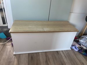 Photo of free Blanket / toy box (Woodlesford, LS26)