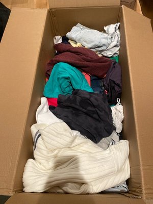 Photo of free Girls and women’s clothes (95070)