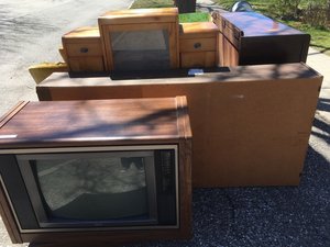 Photo of free Curb alert for old furniture (Burnhamthorpe and Tomken)