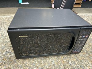 Photo of free microwave in Pall Alto (Loma Verde Ave, Palo Alto)