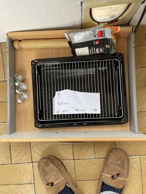 Photo of free Oven / grill pan etc (Eccleshill BD10)