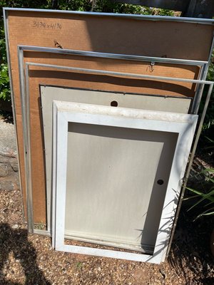 Photo of free 4Poster frames ,wooden frame,mirror (N buckhead/roswell rd)
