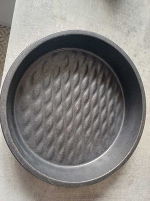 Photo of free Small cake tin (Abbots Langley WD5)