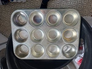 Photo of free Muffin tins (Abbots Langley WD5)