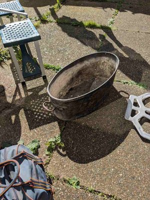 Photo of free Big washing pot (Earlham NR4)