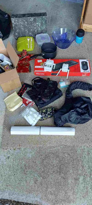 Photo of free Various household items (BT6)