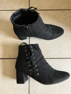 Photo of free Ankle boots (St. Michaels Mead, B/Stortford)