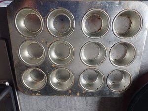 Photo of free Muffin tins (Abbots Langley WD5)