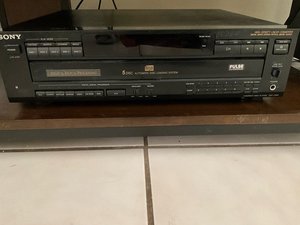 Photo of free 5 disc cd player Sony (Kendale Lakes)