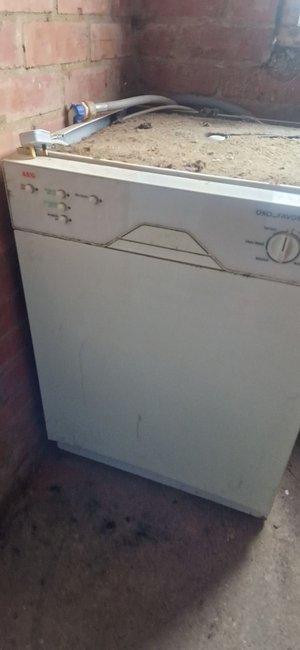 Photo of free AEG dishwasher (Priorswood TA2)