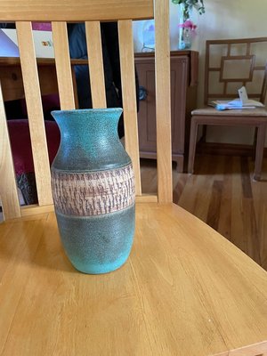 Photo of free ceramic vase (Wedgwood)