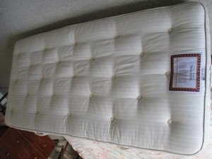 Photo of free singlemattress (Tunbridge Wells N. TN1)