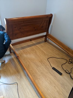 Photo of free double bed (SW18)
