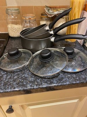 Photo of free Set of saucepans (Upshire EN9)