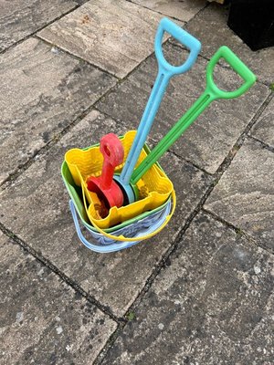 Photo of free Castle buckets and spades (Didcot OX11)