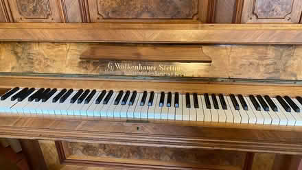 Photo of free Upright piano (DE72) #1