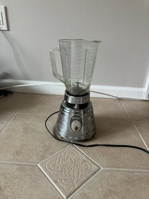 Photo of free Osterizer Blender (North end in Secaucus)