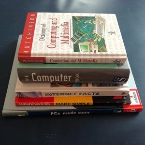 Photo of free Computer books (Dallington)